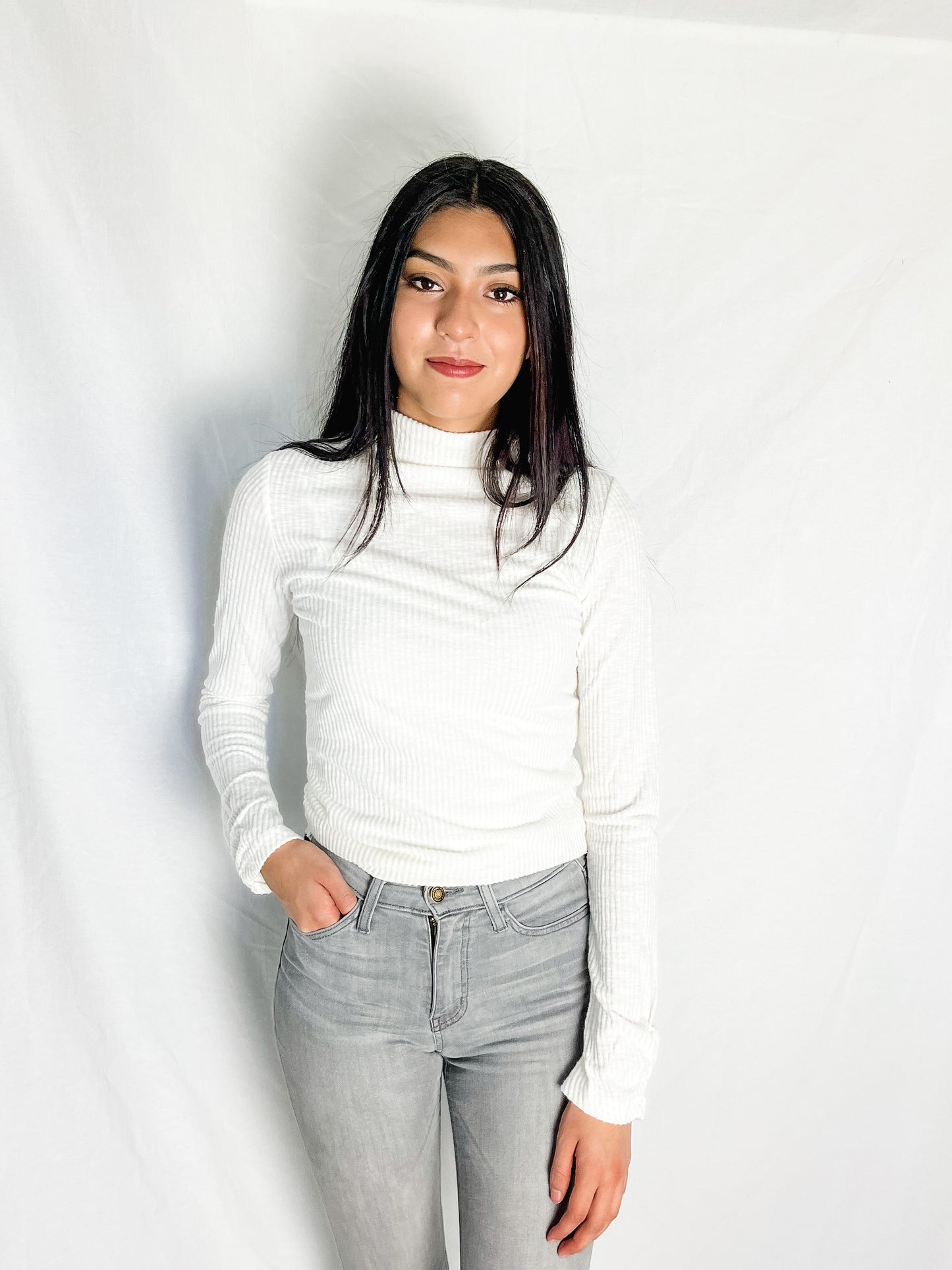 Willow Ribbed Prism Top