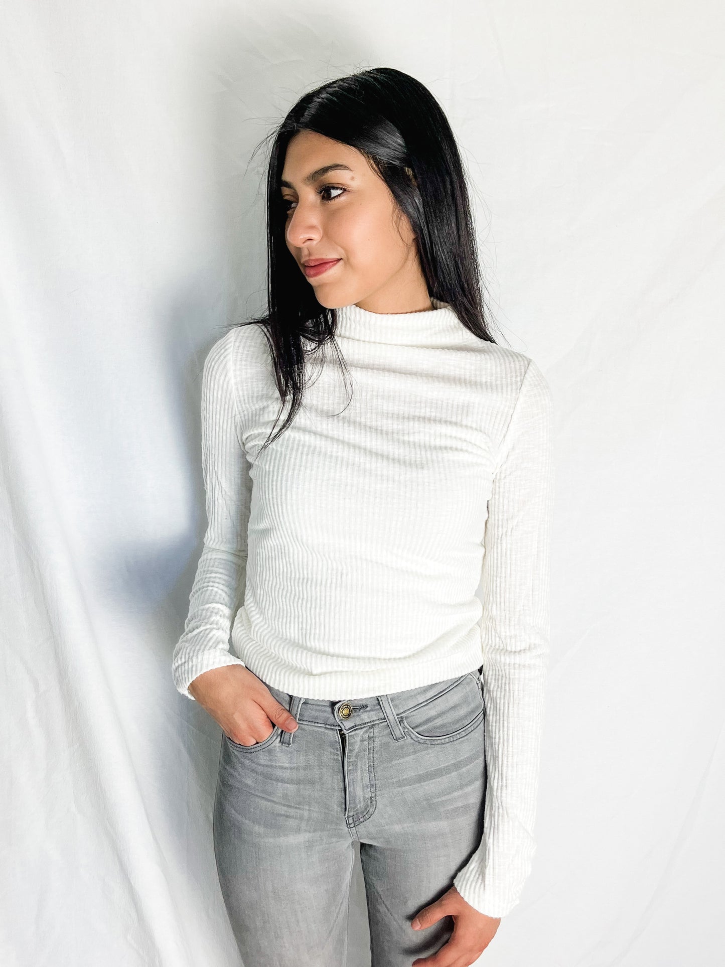 Willow Ribbed Prism Top