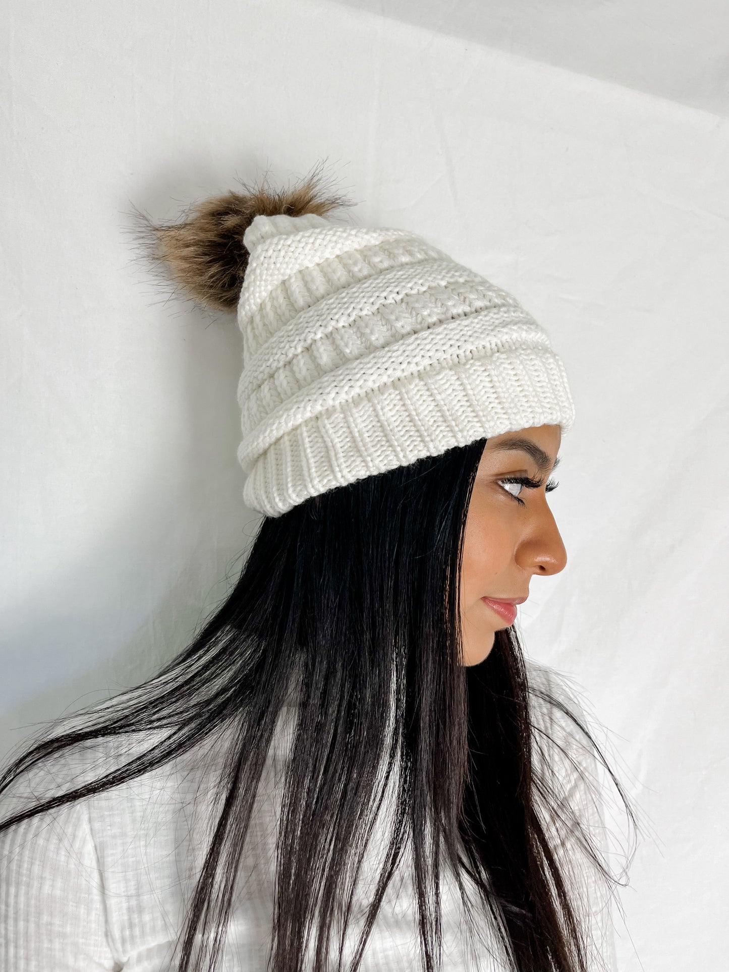 Pom Knit Beanie- in Ivory