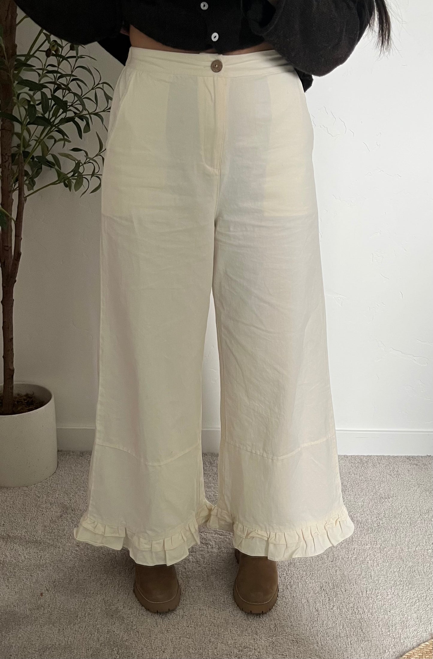 Willow Ruffle Pant